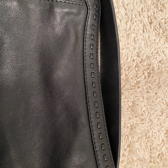 Certified Authentic Gucci Hobo Bag - Picture 2 of 16